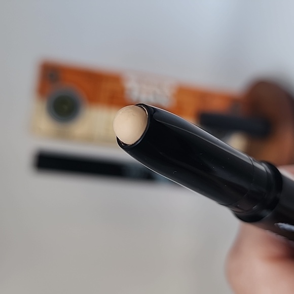 Pinky Rose Cosmetics Pumo Your Bass 2 Multi Use Makeup Sticks - Picture 6 of 8